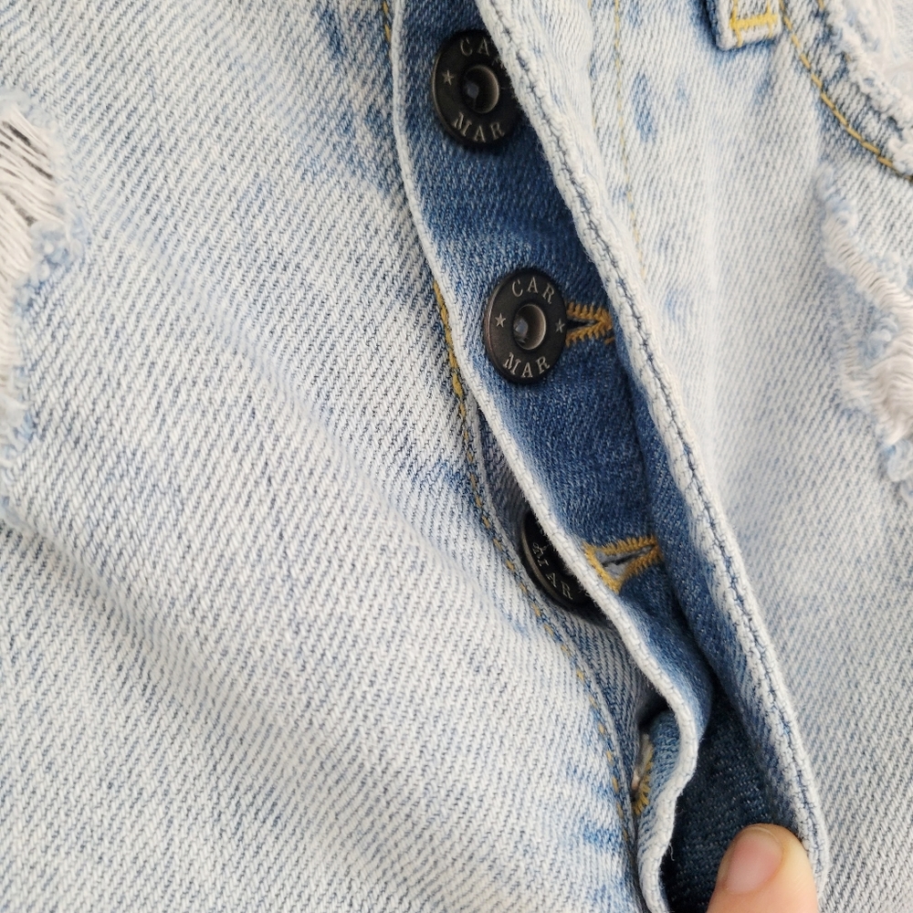 Carmar Cutout Pocket Distressed Denim Shorts - Picture 4 of 7